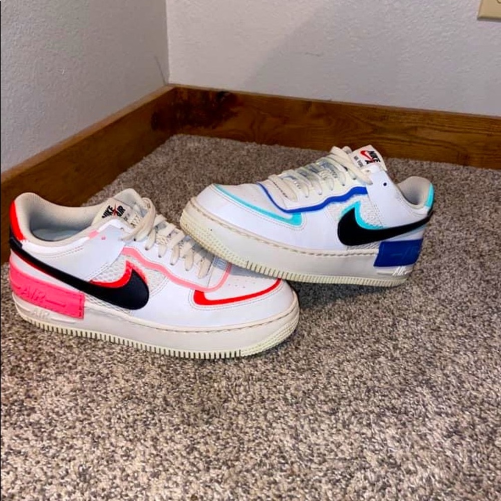 Women’s 8.5 air force 1s
